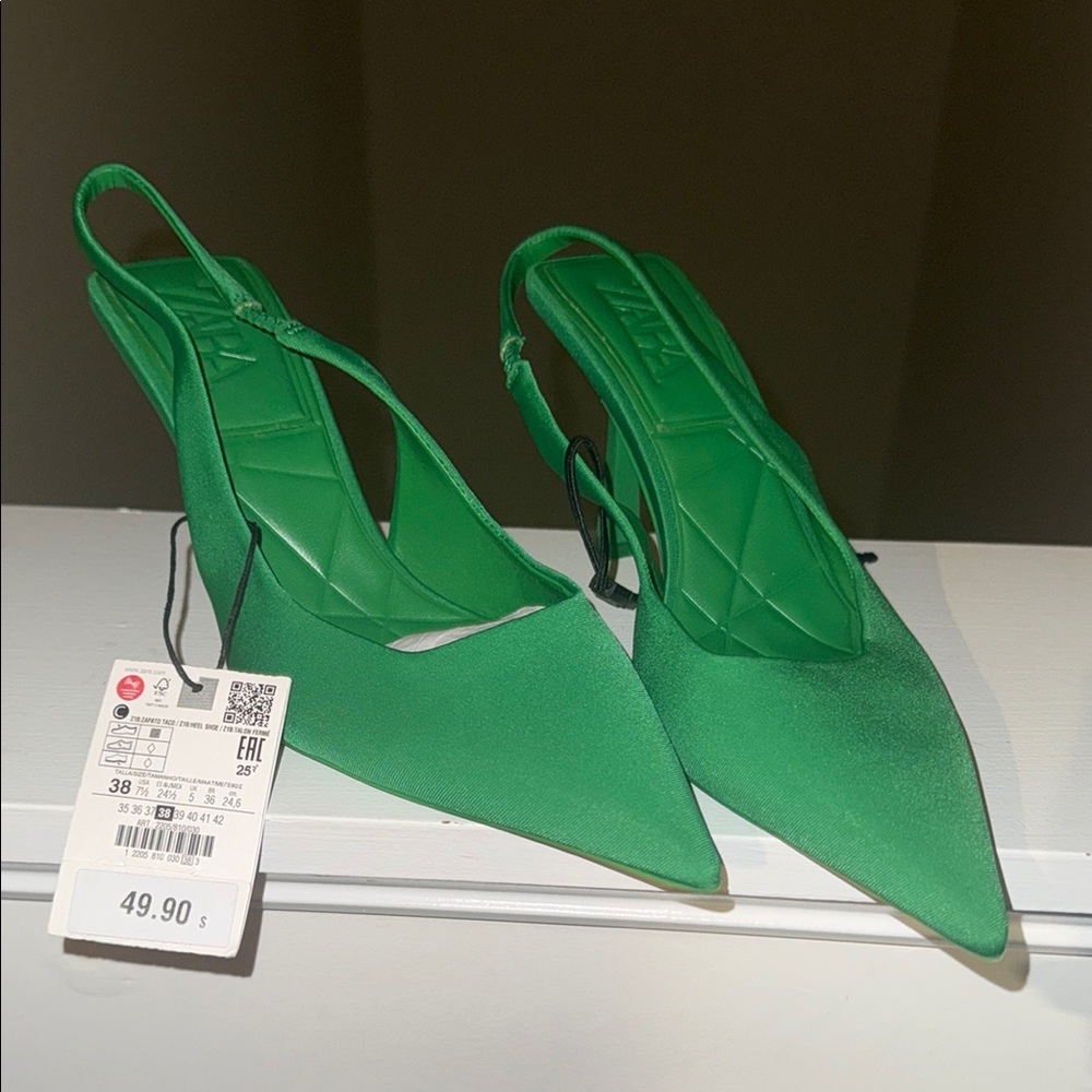 Zara Green Slingback Heels with Pointed Toe